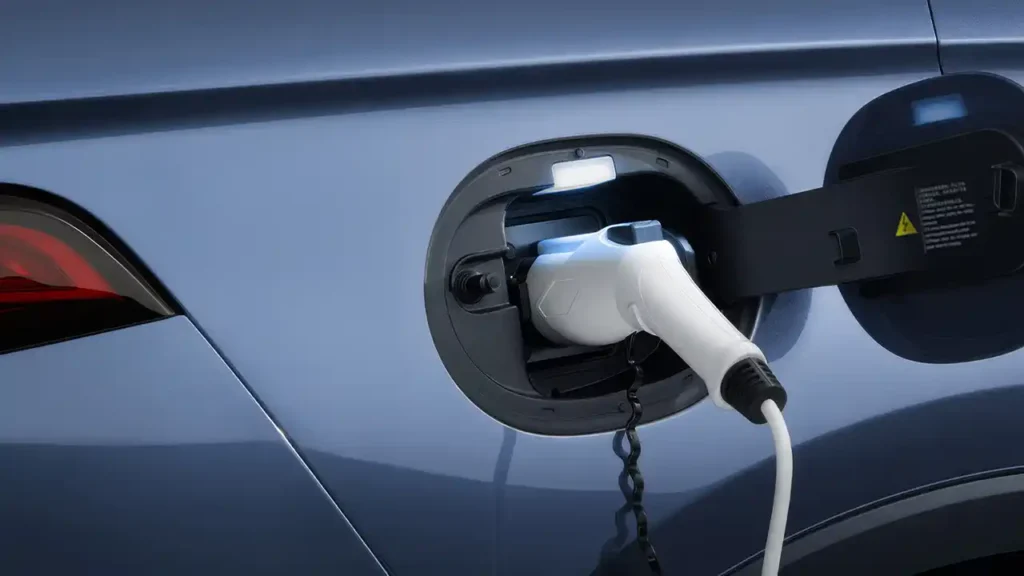 Energia solar para abastecer carros elétricos